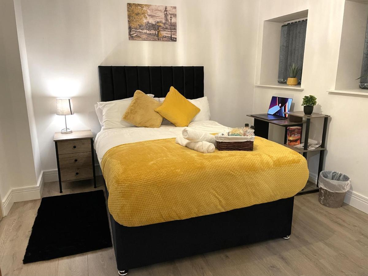 Luxurious 2 Bed Apartment In Heart Of Burnley With Private Parking Zewnętrze zdjęcie